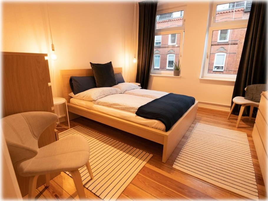 Gemuetlich - 2 Zimmer-Altbau, 24H Check-In キール エクステリア 写真